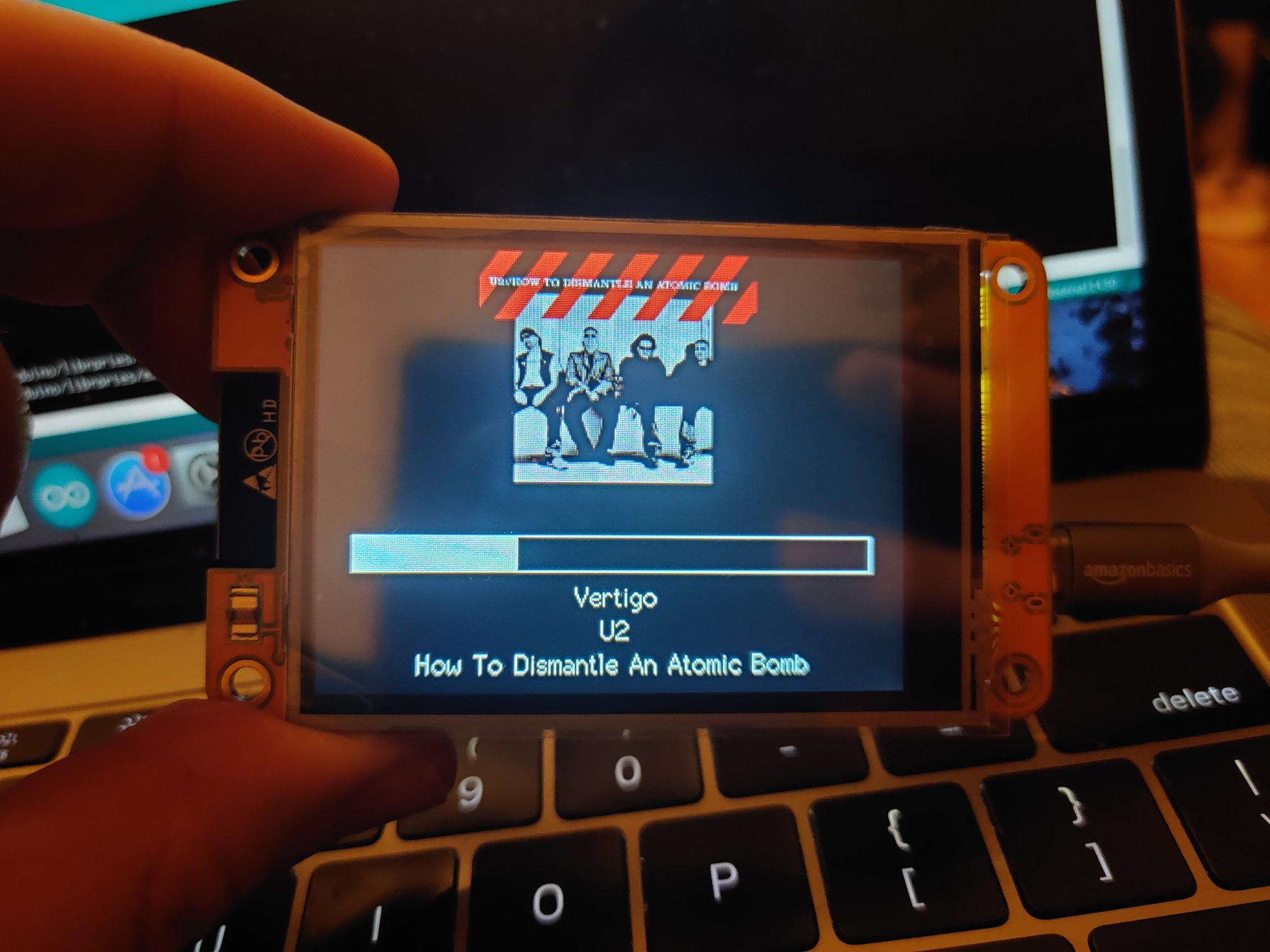 ESP32-Cheap-Yellow-Display screenshot 1